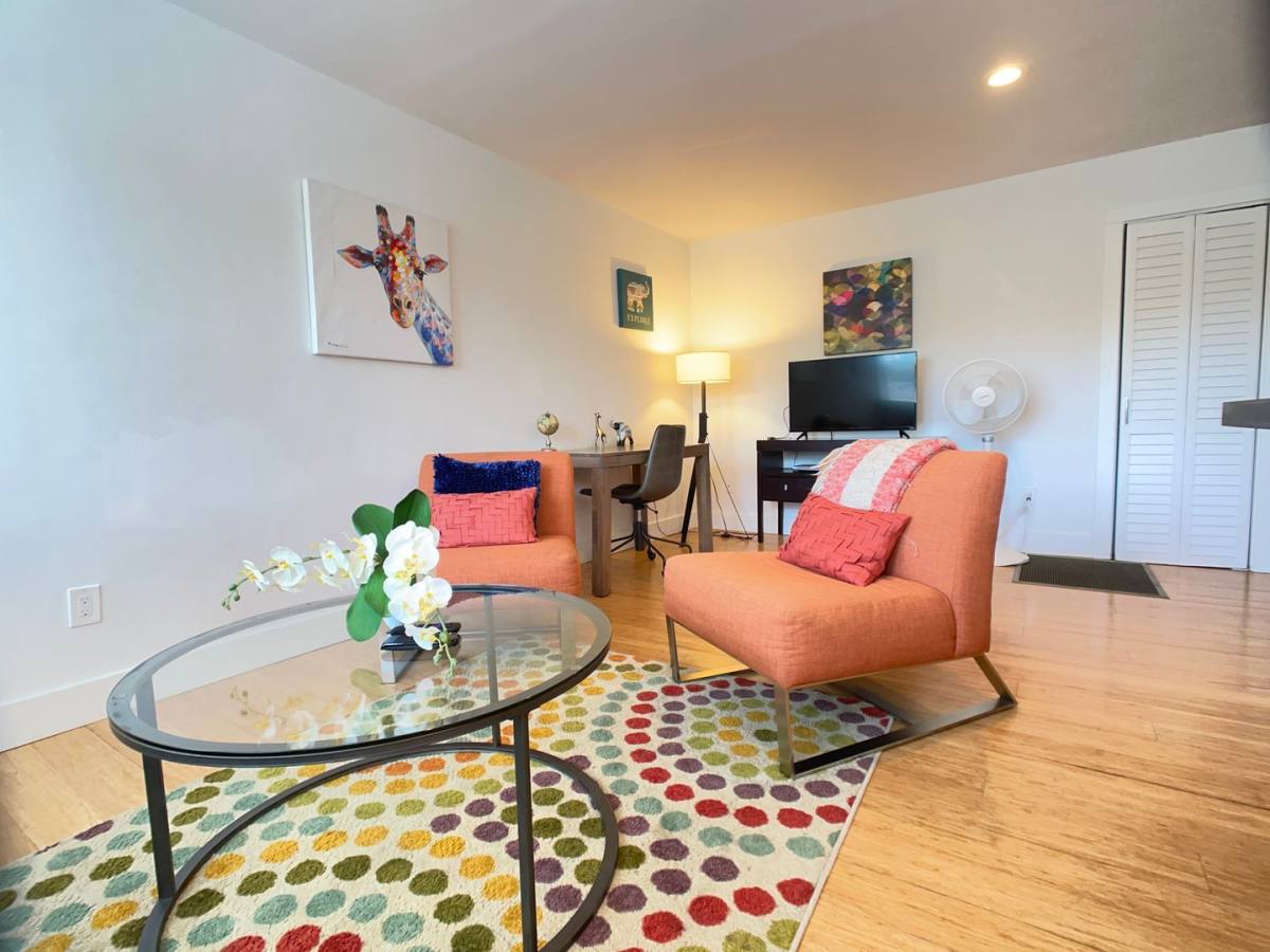 Apartment for rent at 683 Live Oak Ave, Menlo Park, CA 94025