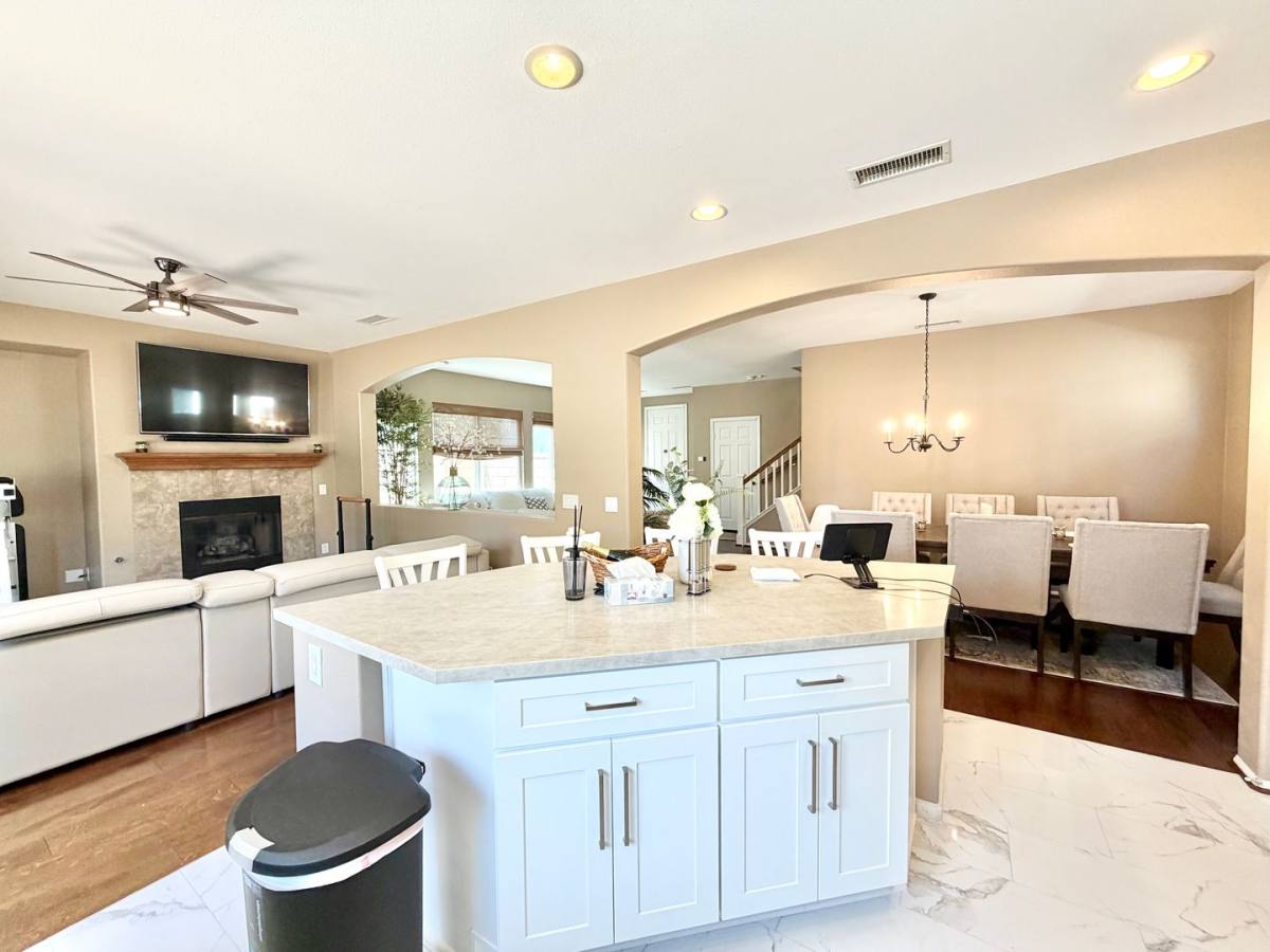 House for rent at 33517 Cedar Creek Lane, Lake Elsinore, CA 92532