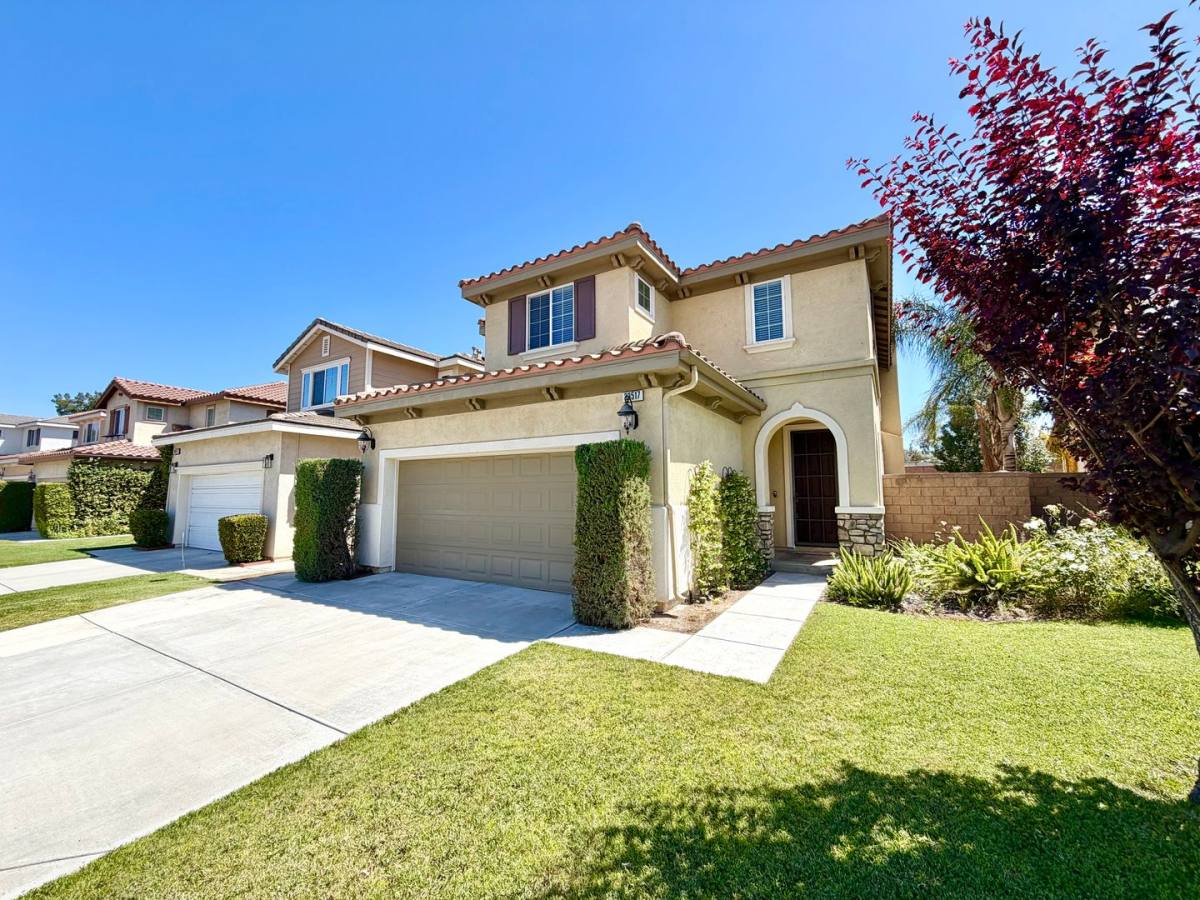 House for rent at 33517 Cedar Creek Lane, Lake Elsinore, CA 92532