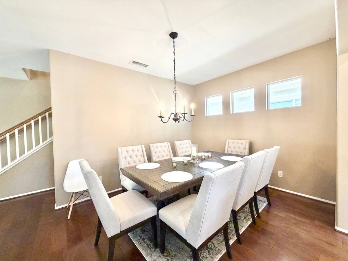 House for rent at 33517 Cedar Creek Lane, Lake Elsinore, CA 92532