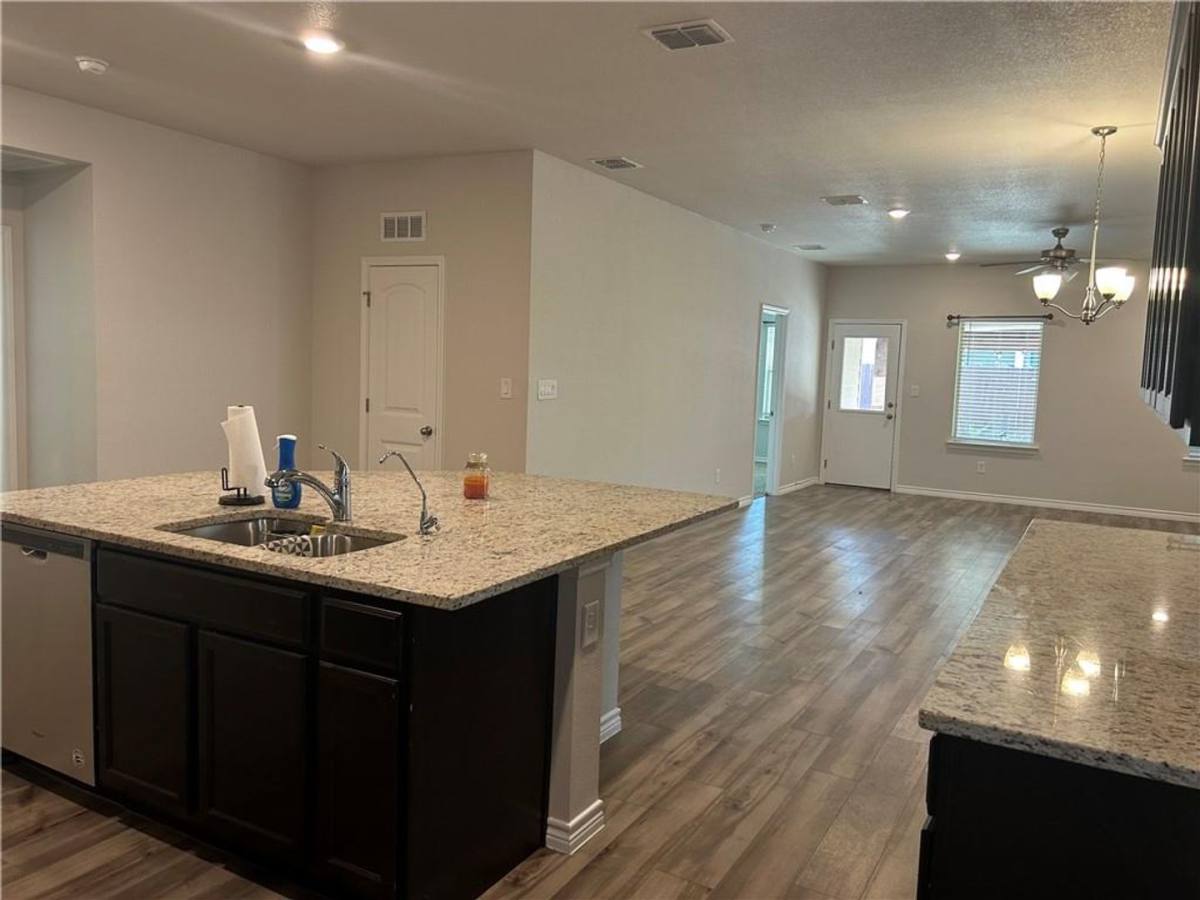 House for rent at 7825 Salais Dr, Corpus Christi, TX 78414