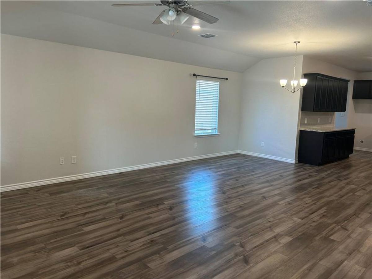 House for rent at 7825 Salais Dr, Corpus Christi, TX 78414