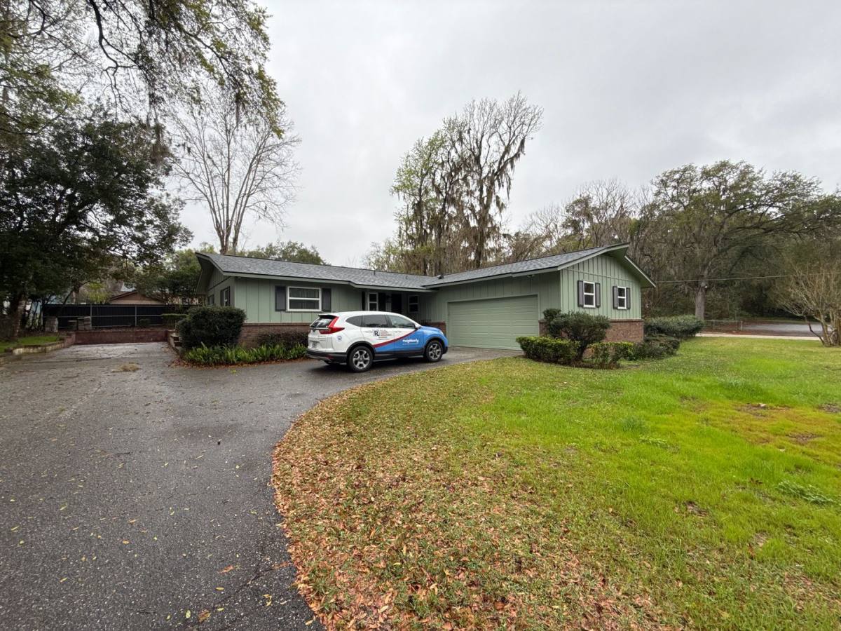 House for rent at 1706 NE 4th St, Ocala, FL 34470