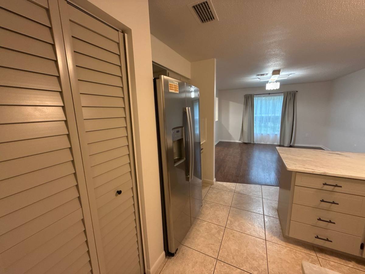 House for rent at 1706 NE 4th St, Ocala, FL 34470