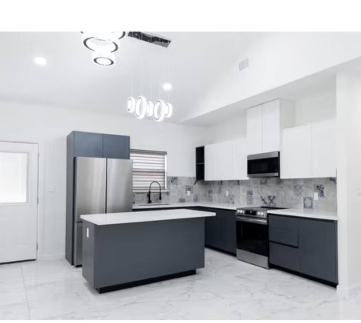 Apartment for rent at 700 Deanne Dr, Weslaco, TX 78596