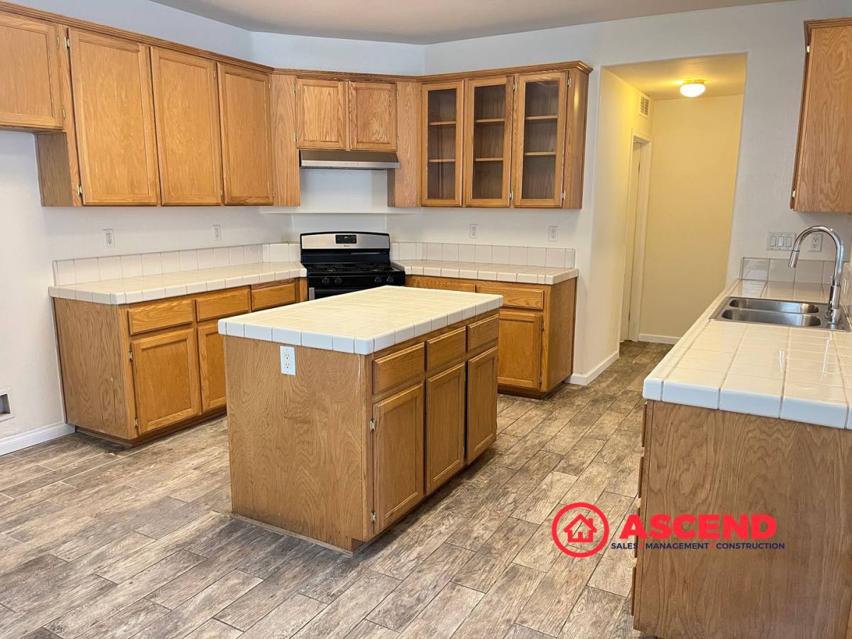 House for rent at 6806 Savannah Falls Dr, Bakersfield, CA 93312