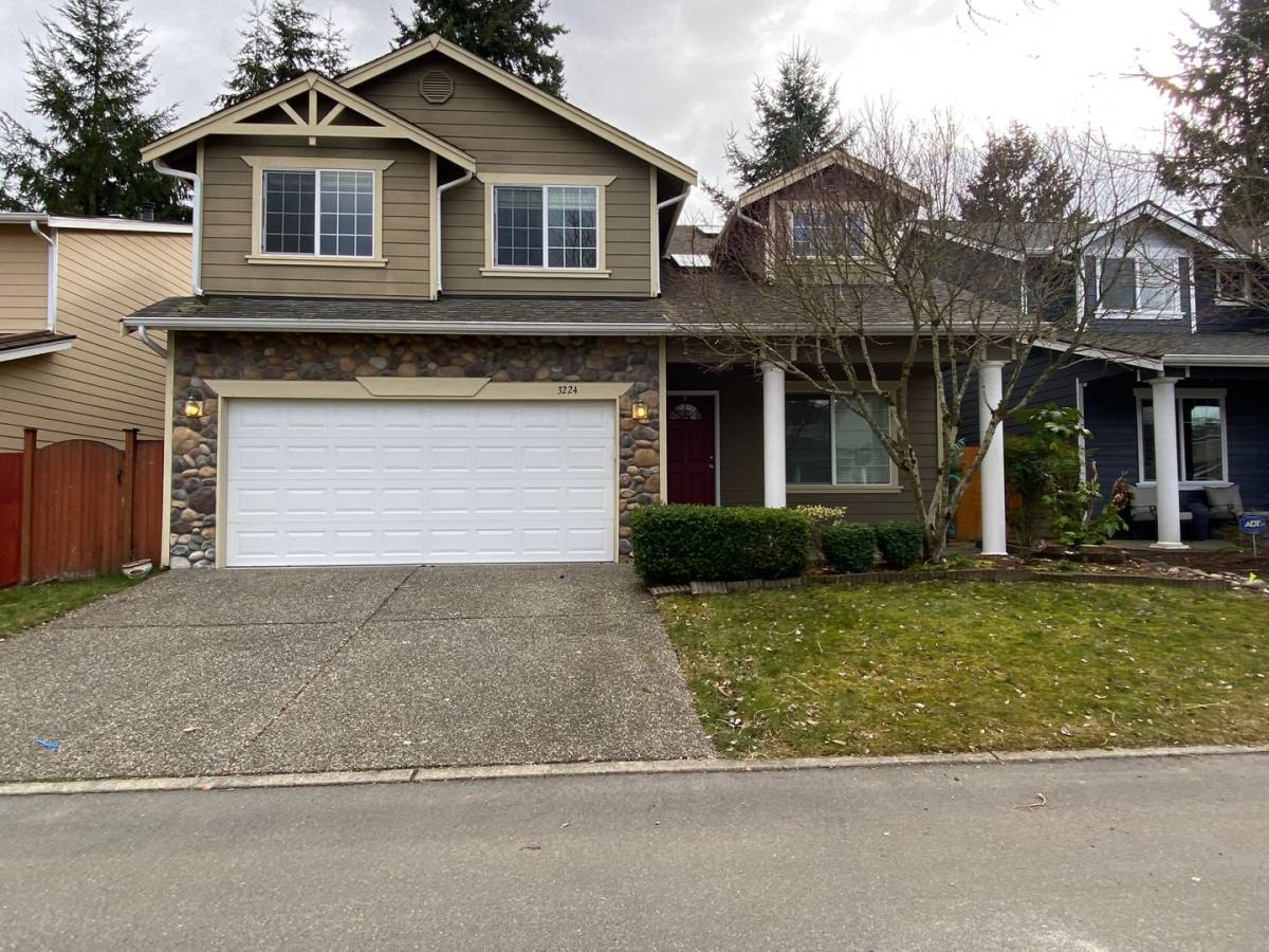 House for rent at 3224 135th Place SE, Bothell, WA 98012
