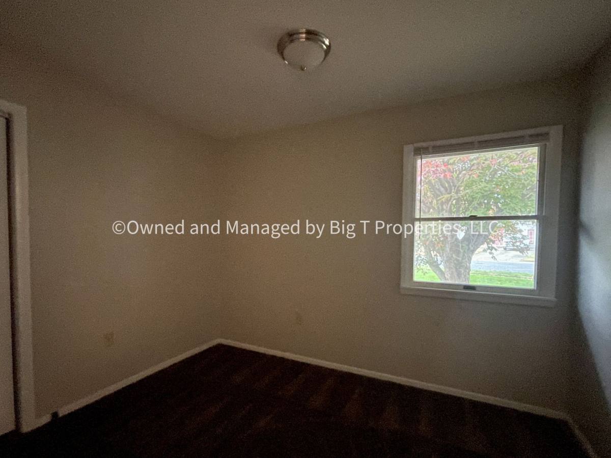 House for rent at 16 Taylor Dr, Dover, DE 19904