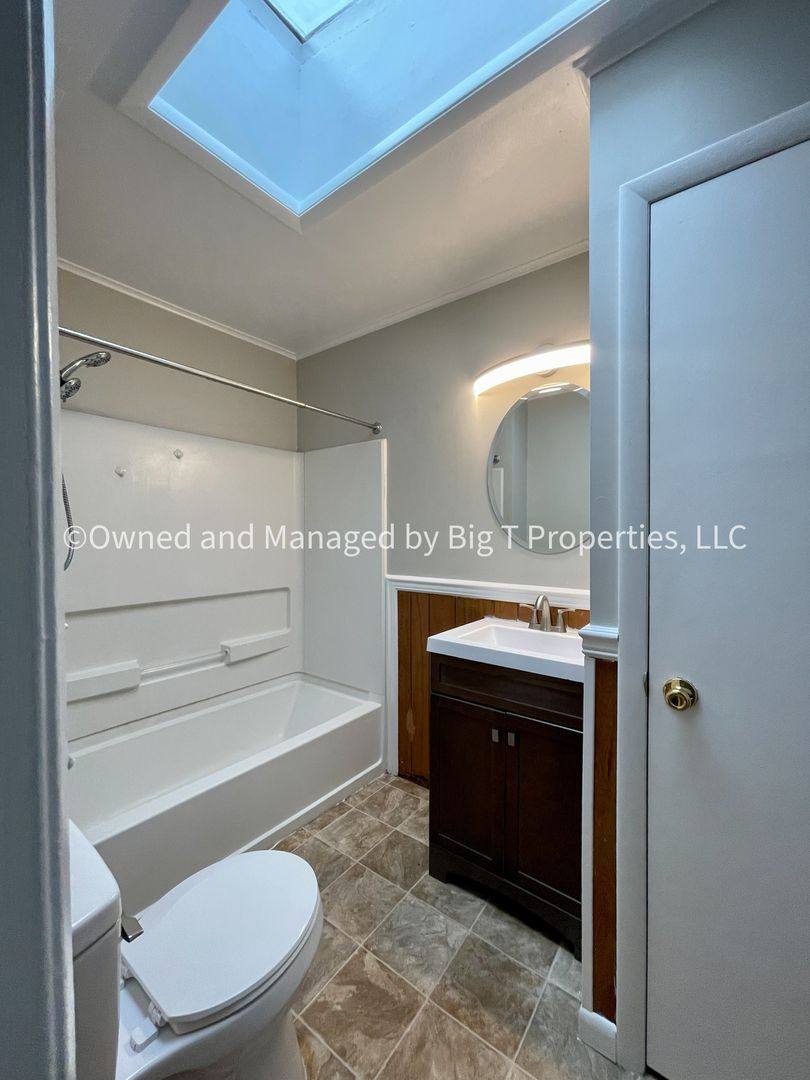 House for rent at 16 Taylor Dr, Dover, DE 19904