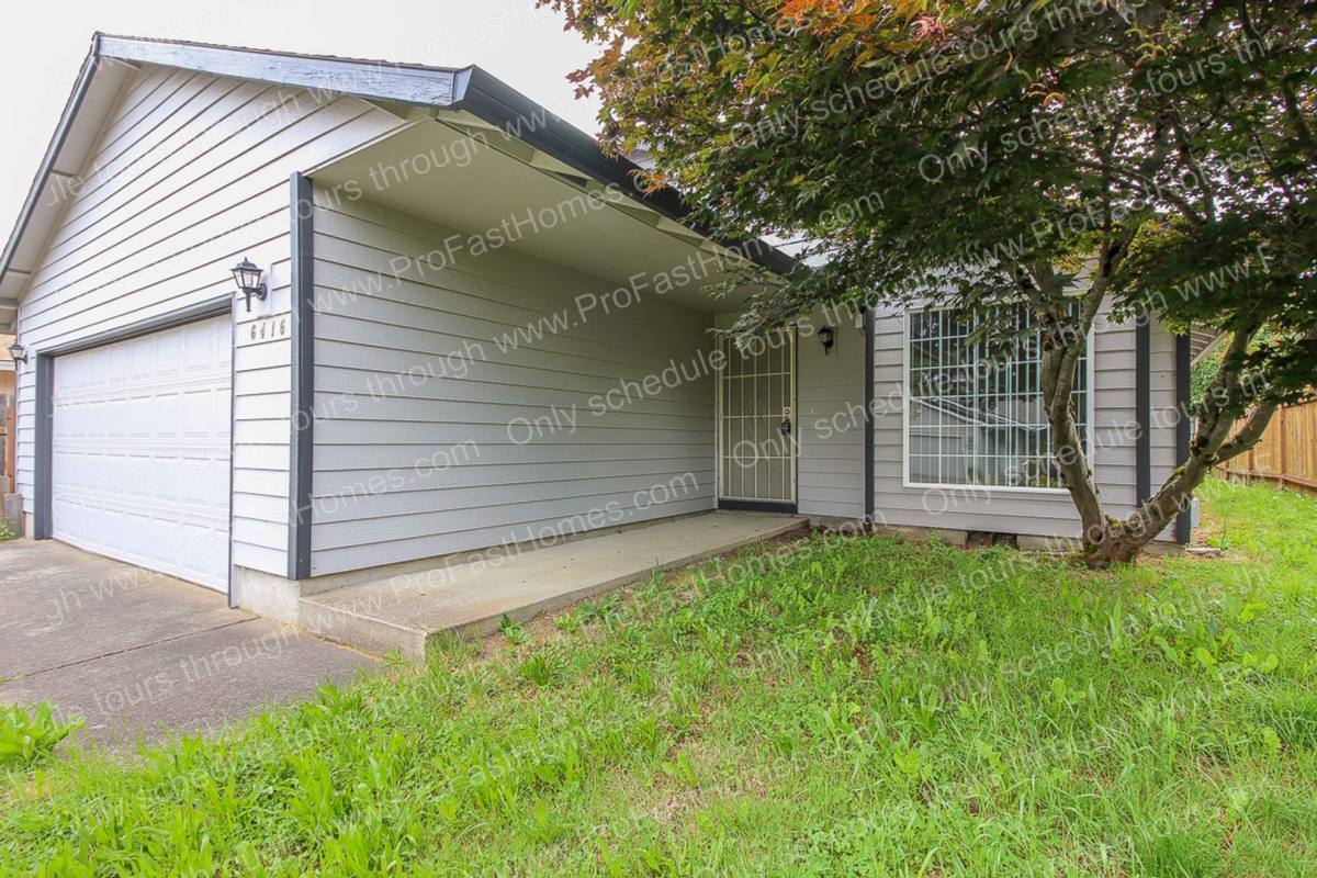 House for rent at 6416 SE 139th Ave, Portland, OR 97236