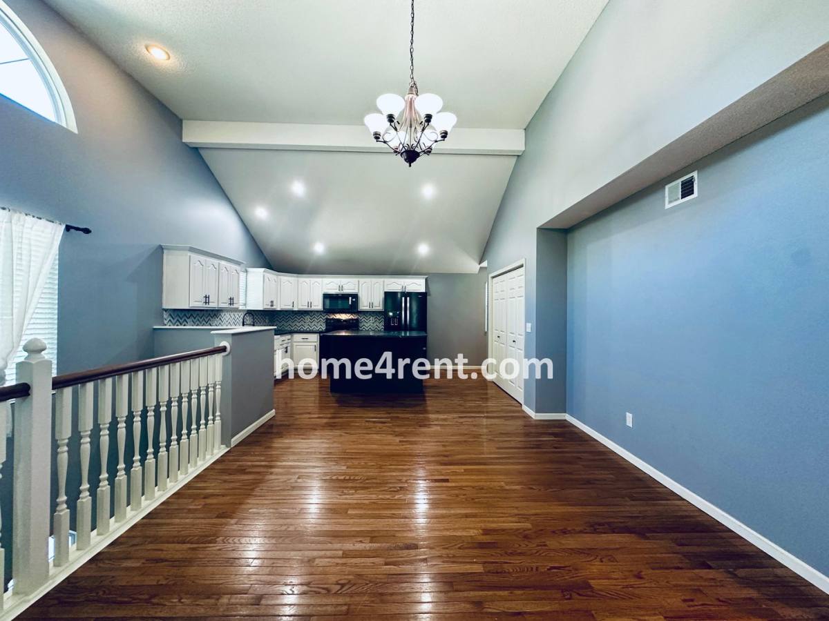 House for rent at 8601 England St, Overland Park, KS 66223
