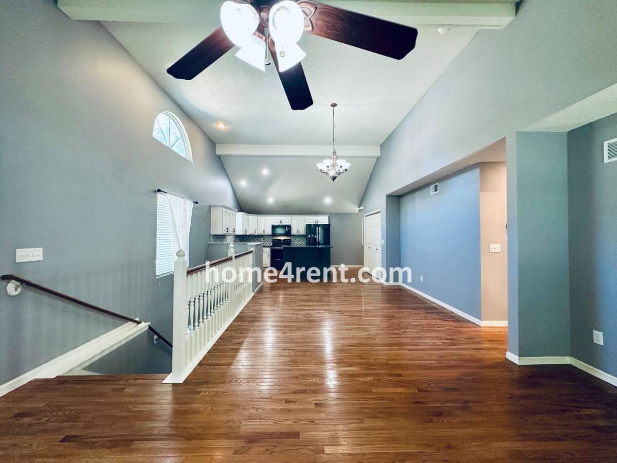 House for rent at 8601 England St, Overland Park, KS 66223