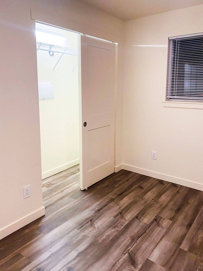 Apartment for rent at 8518 Phinney Ave N, Seattle, WA 98103