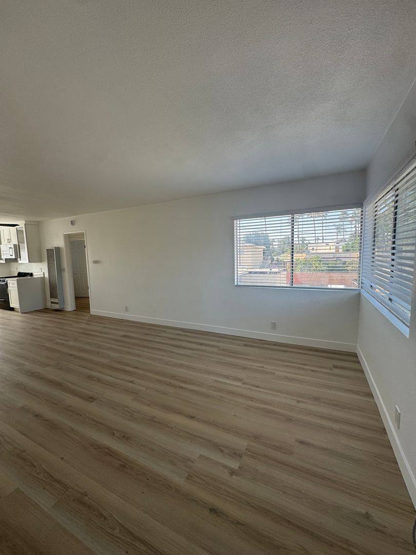 Apartment for rent at 1107 W Broadway, Anaheim, CA 92805