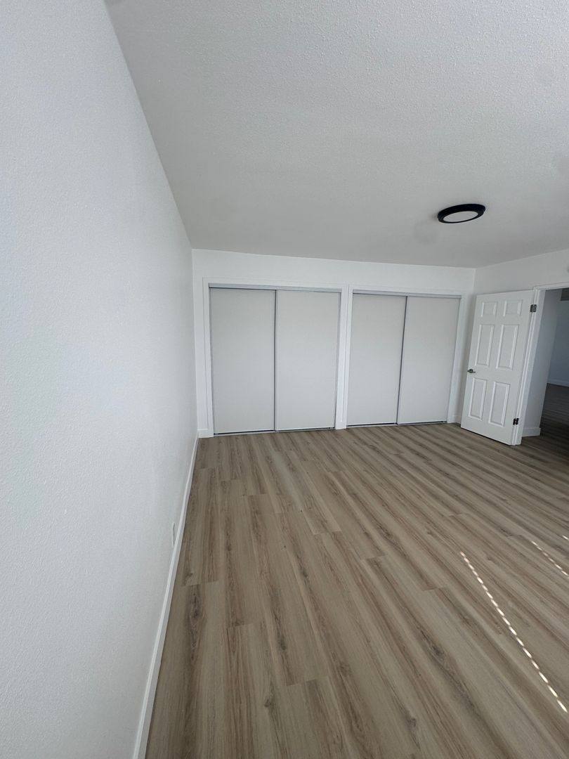 Apartment for rent at 1107 W Broadway, Anaheim, CA 92805