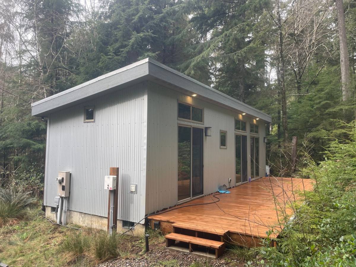 House for rent at 79173 Ray Brown Rd, Arch Cape, OR 97102