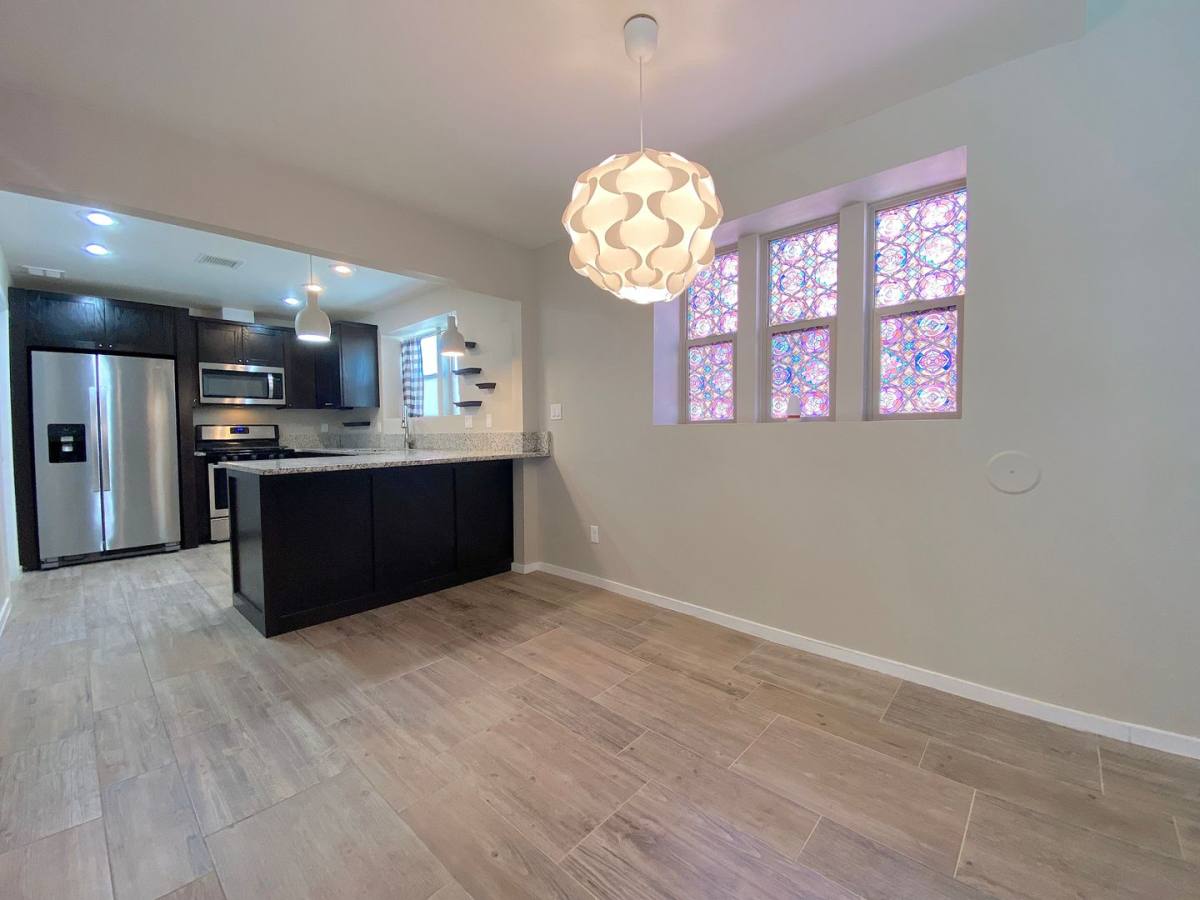 Townhouse for rent at 4004 Camelot Heights, El Paso, TX 79912