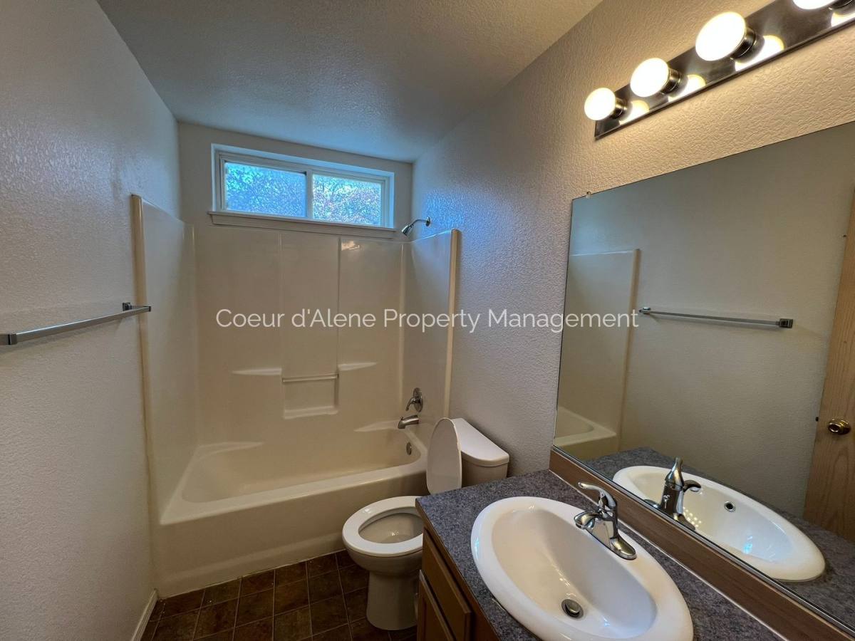 Apartment for rent at 845 Siony Lane, Post Falls, ID 83854