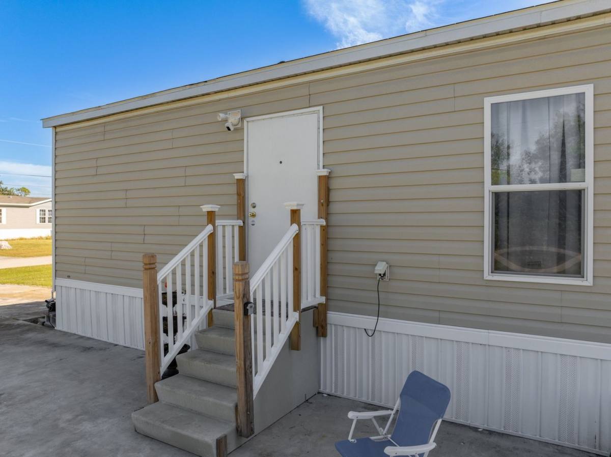 House for rent at 27851 Roanoke Circle, Punta Gorda, FL 33950