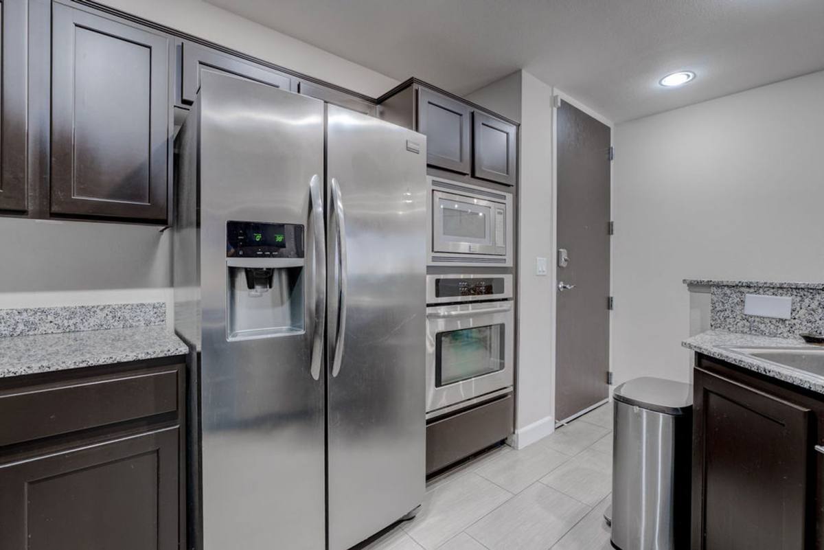 Condo for rent at 83 E Agate Ave, Las Vegas, NV 89123