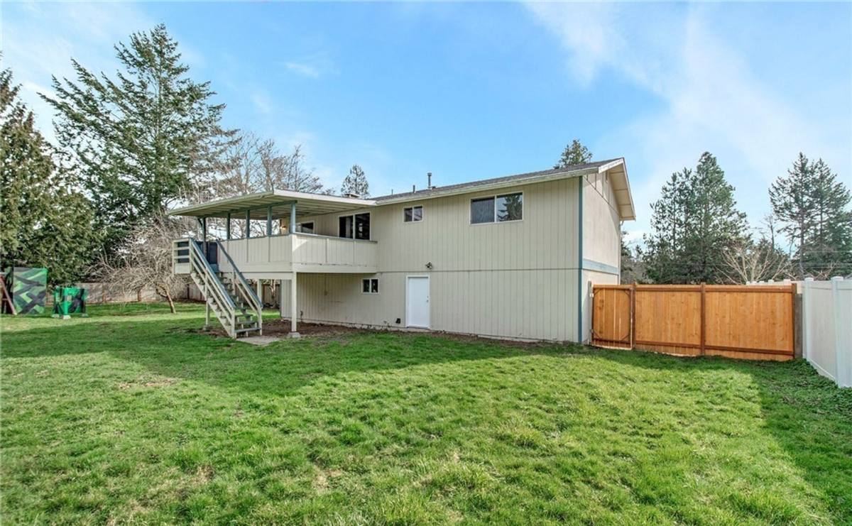 House for rent at 4702 E Maple Lane Circle NW, Gig Harbor, WA 98335
