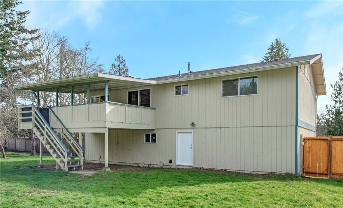 House for rent at 4702 E Maple Lane Circle NW, Gig Harbor, WA 98335