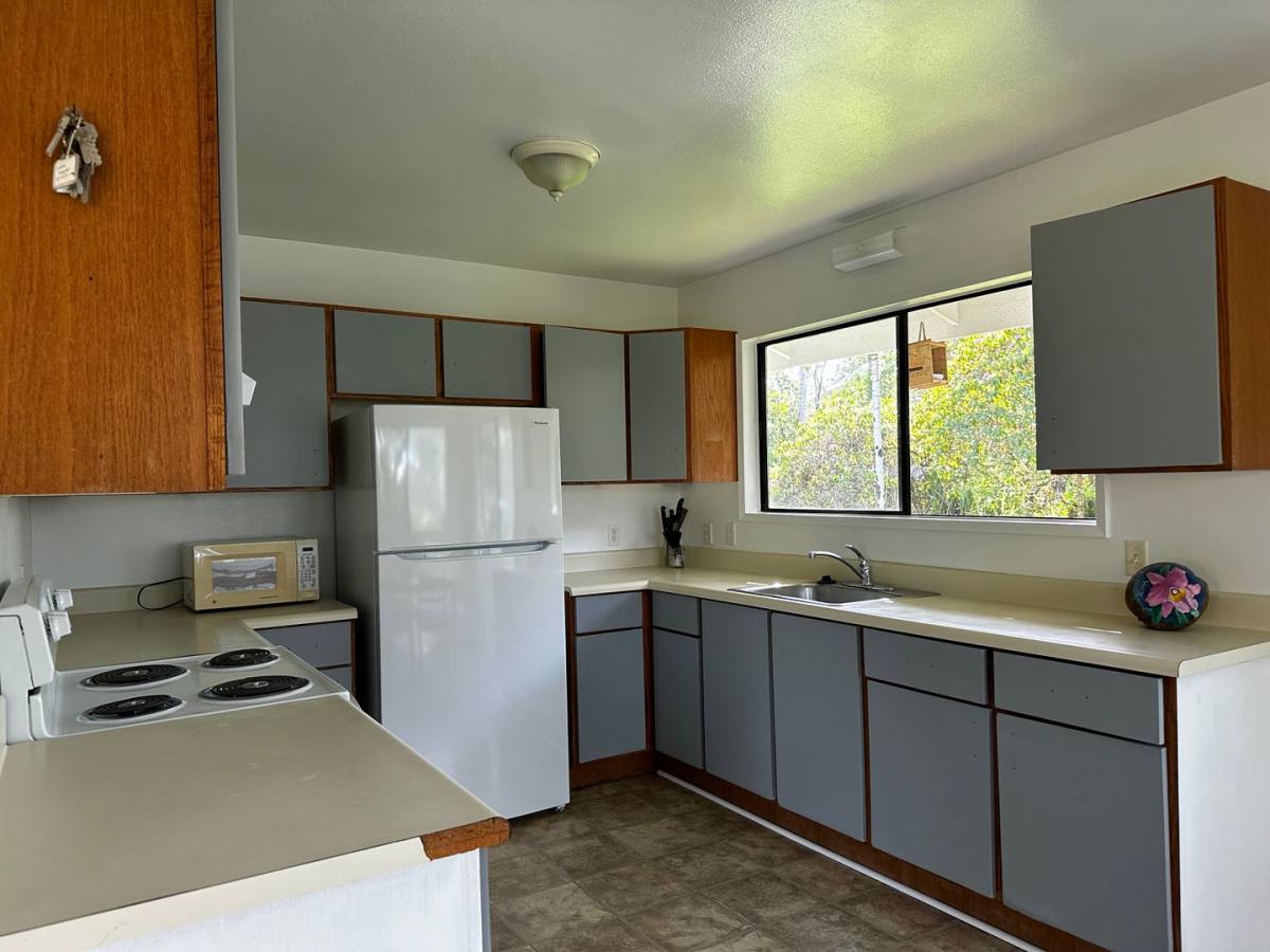 Apartment for rent at 15-1553 24th Ave, Keaau, HI 96749