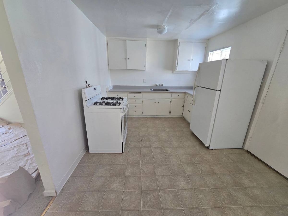 Apartment for rent at 418 C St, Richmond, CA 94801