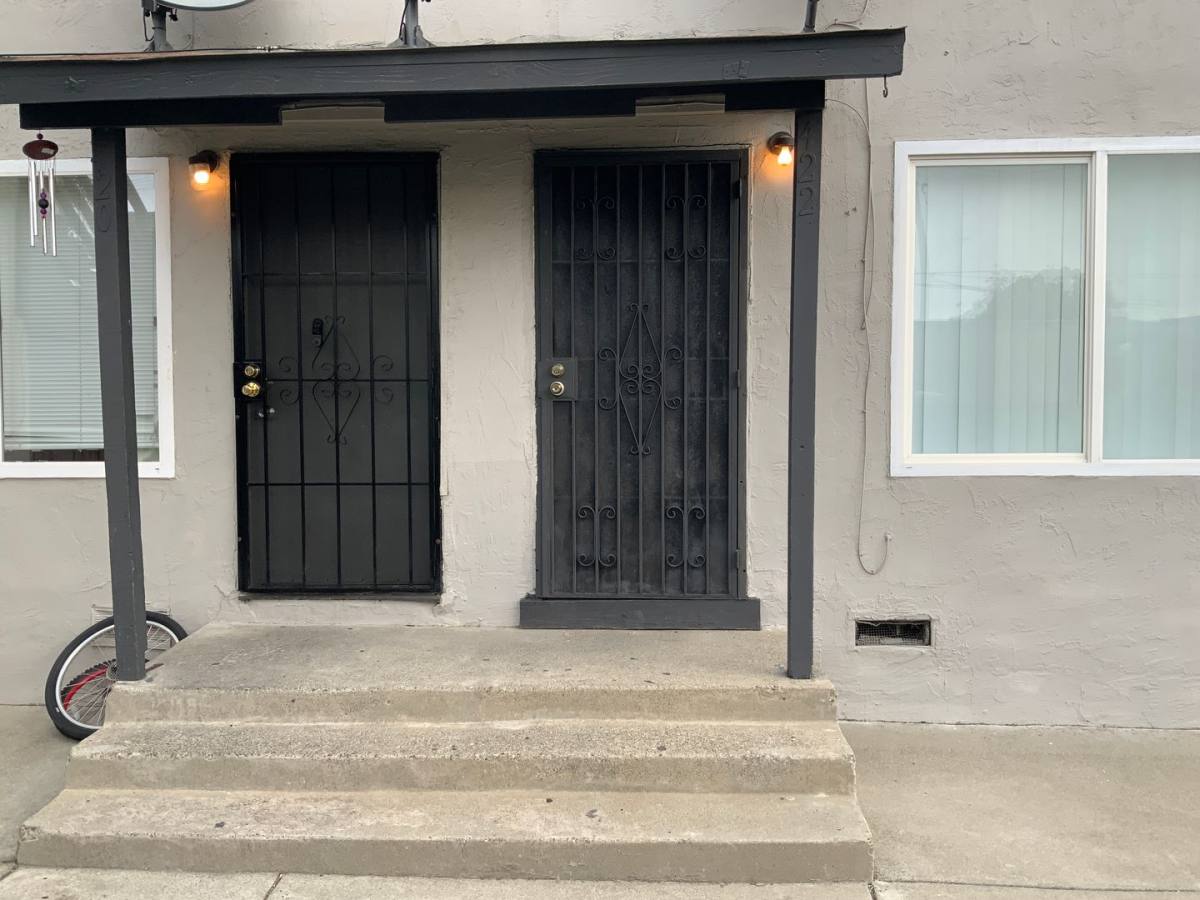Apartment for rent at 418 C St, Richmond, CA 94801