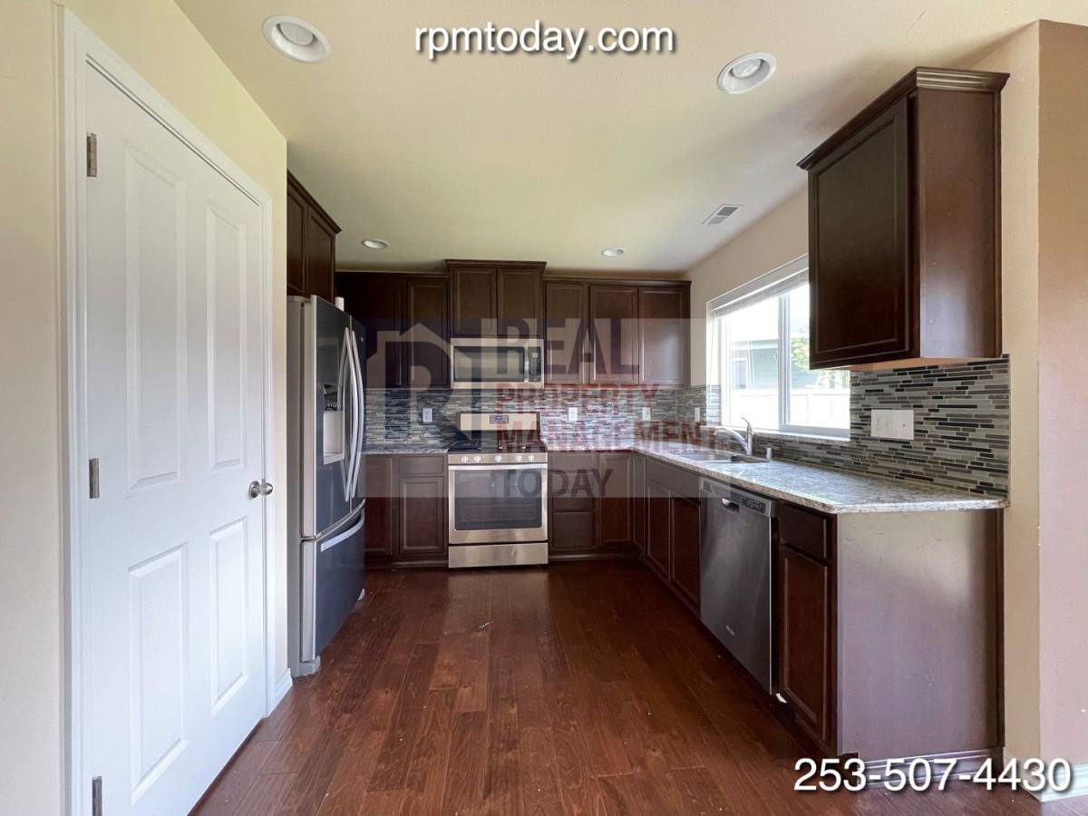 House for rent at 20519 80th Ave E, Spanaway, WA 98387