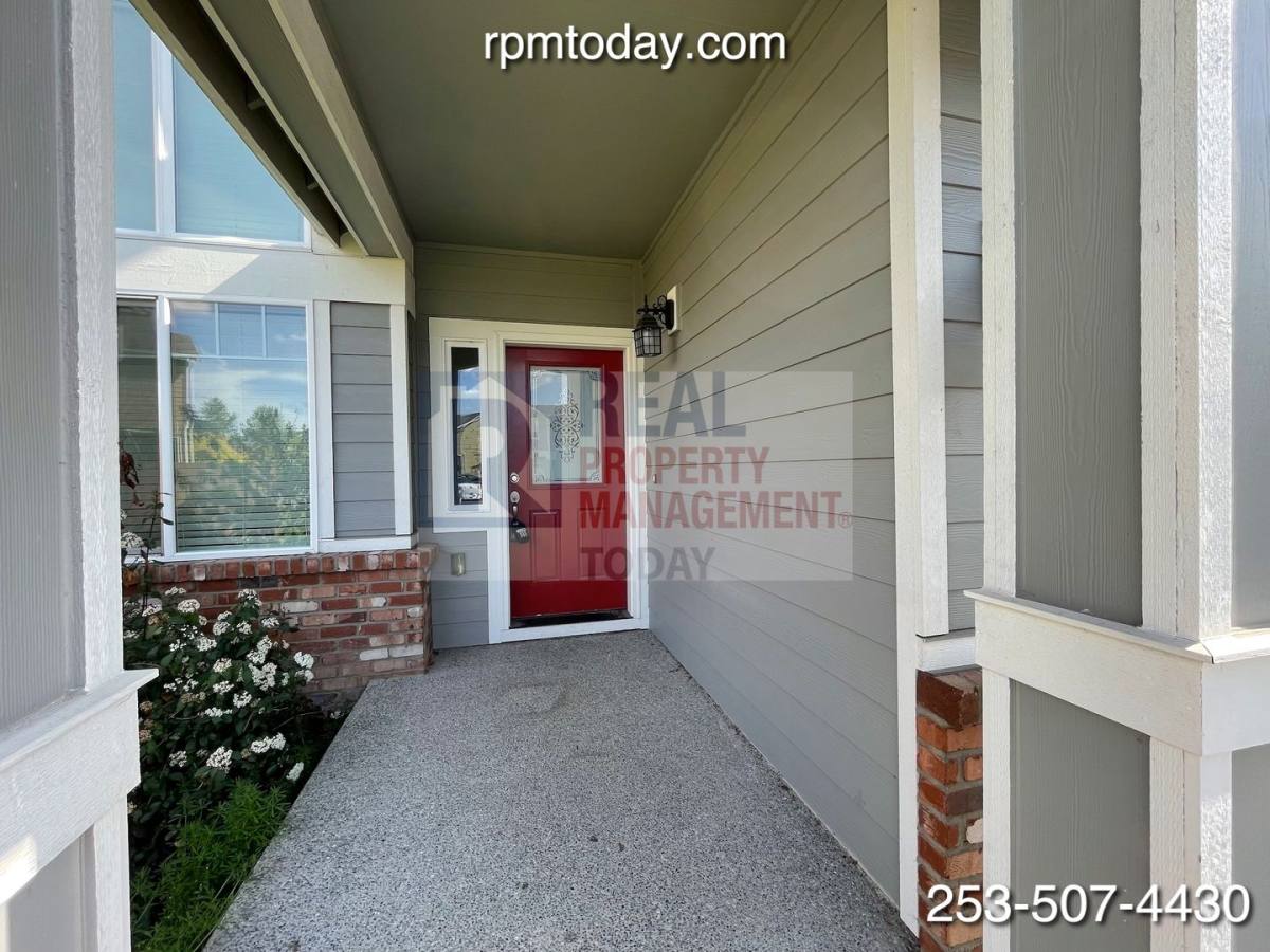 House for rent at 20519 80th Ave E, Spanaway, WA 98387