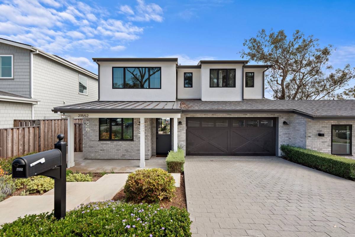 House for rent at 21552 Treetop Lane, Laguna Beach, CA 92651