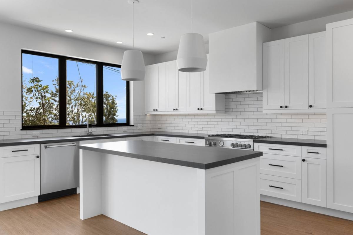 House for rent at 21552 Treetop Lane, Laguna Beach, CA 92651