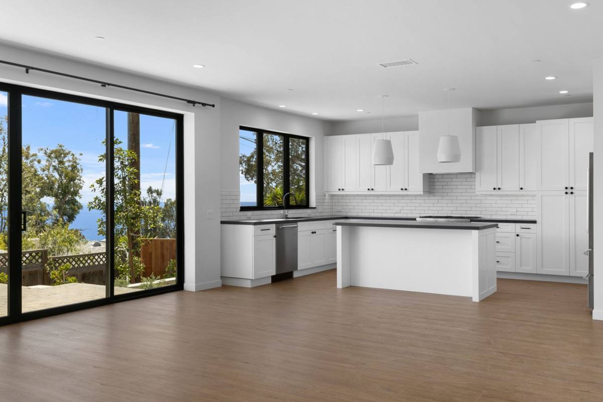 House for rent at 21552 Treetop Lane, Laguna Beach, CA 92651