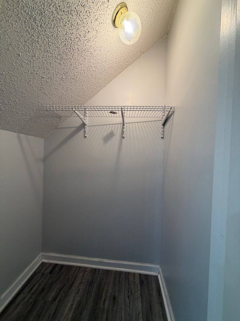 Apartment for rent at 3332 Pinewood Ave, Chattanooga, TN 37411