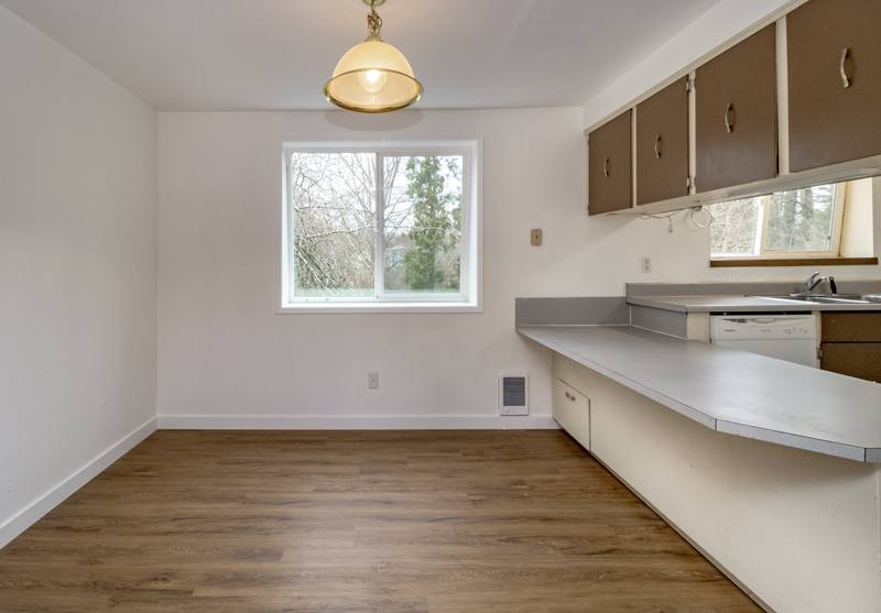 Apartment for rent at 13314 86th Ave E #B, Puyallup, WA 98373