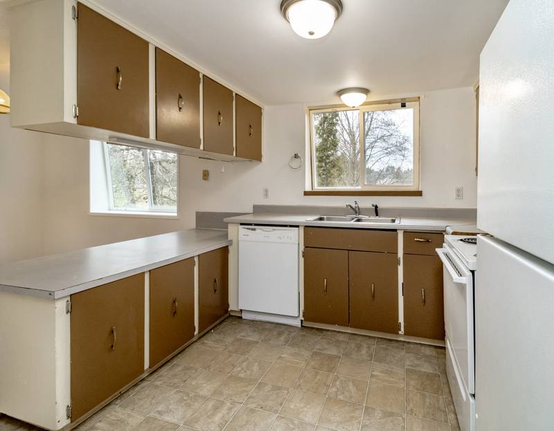 Apartment for rent at 13314 86th Ave E #B, Puyallup, WA 98373