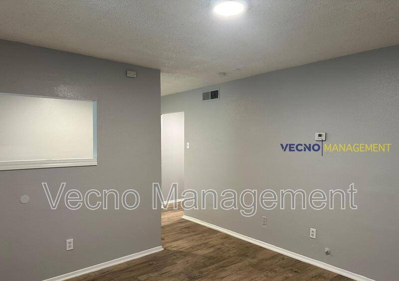 Apartment for rent at 102 E Cheryl Dr, San Antonio, TX 78228