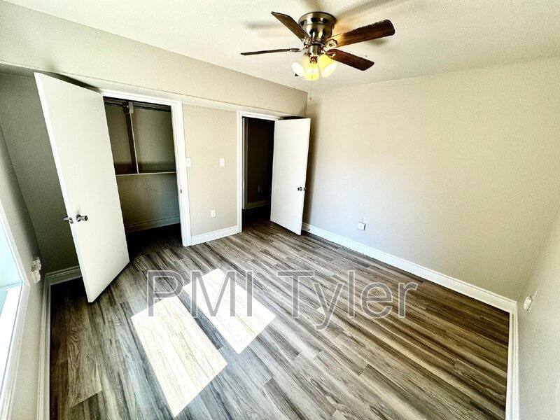 Apartment for rent at 1806 W Oakwood St, Tyler, TX 75702