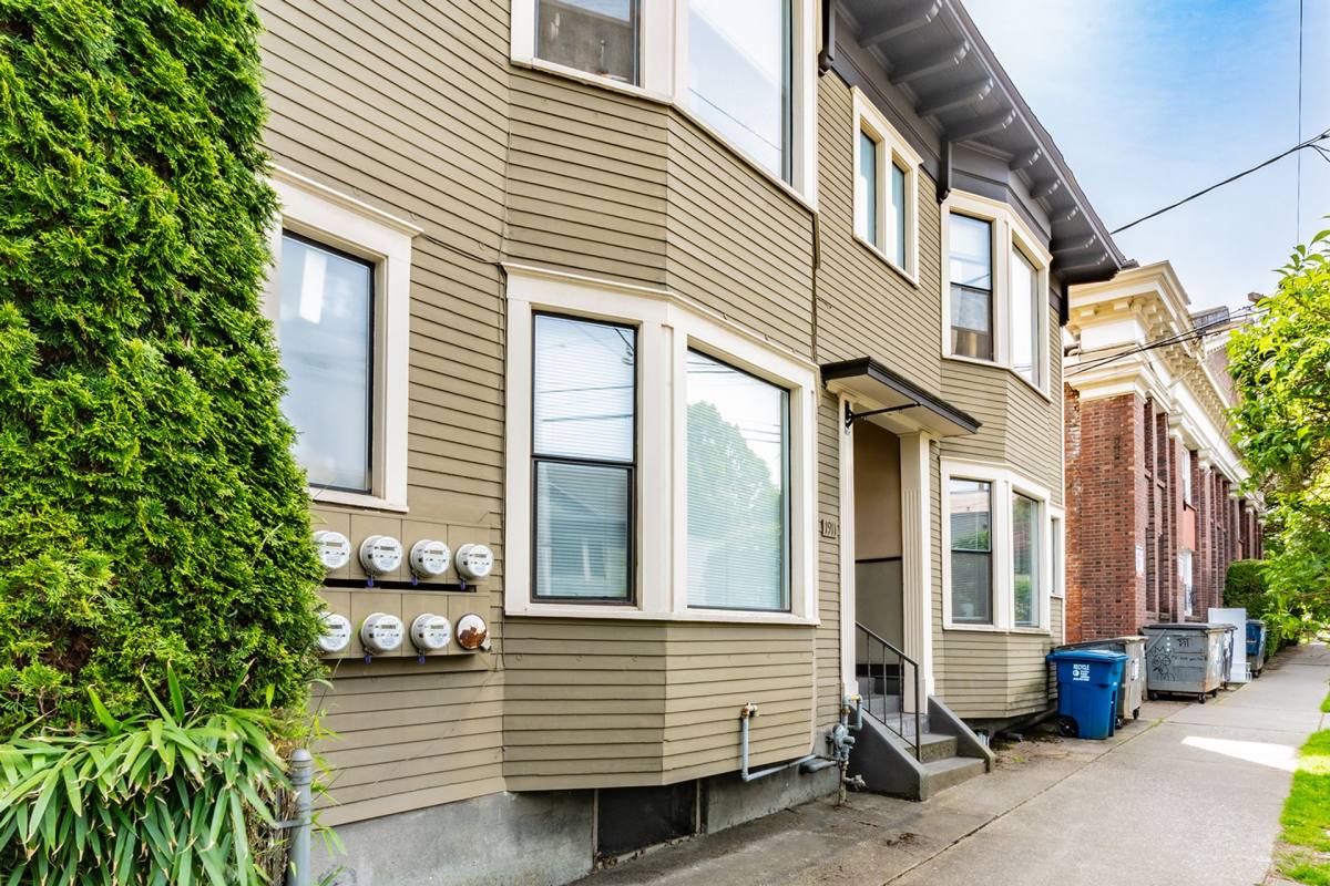 Apartment for rent at 1911 E Roy St, Seattle, WA 98112