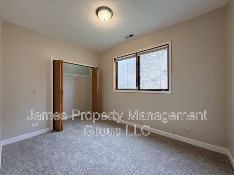 Apartment for rent at 2731 W Congress Parkway #2, Chicago, IL 60612