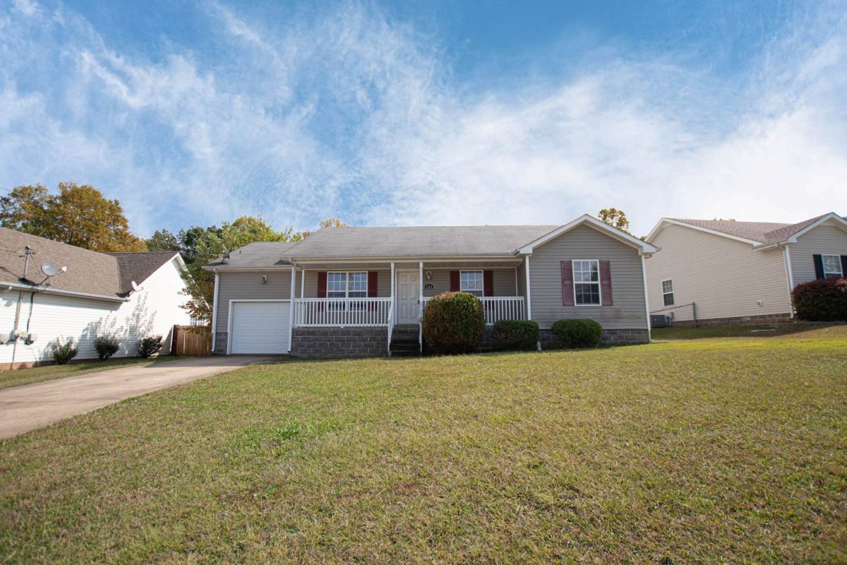 House for rent at 1481 McClardy Rd, Clarksville, TN 37042