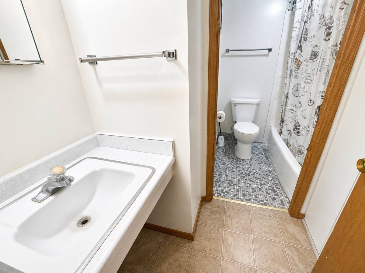 Apartment for rent at 202 E Rees St, Fond Du Lac, WI 54935