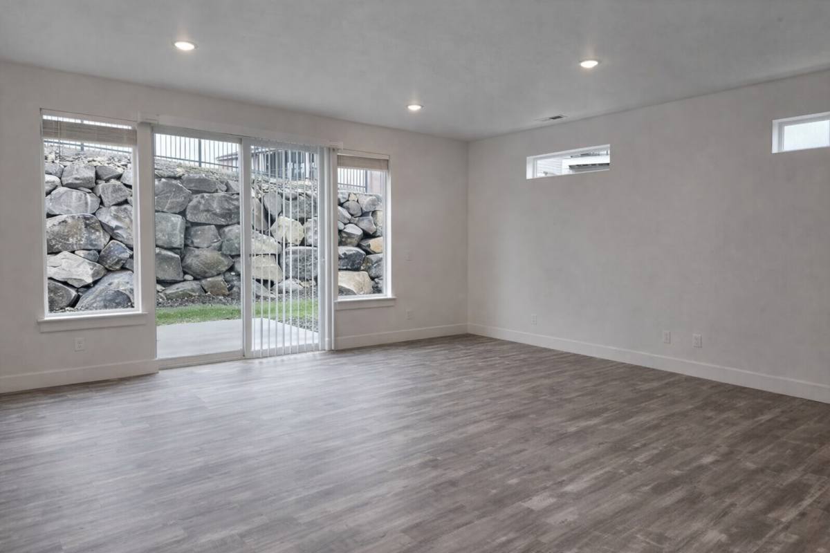 Townhouse for rent at 5828 W 40th Court, Kennewick, WA 99338