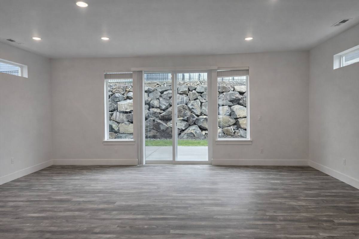 Townhouse for rent at 5828 W 40th Court, Kennewick, WA 99338