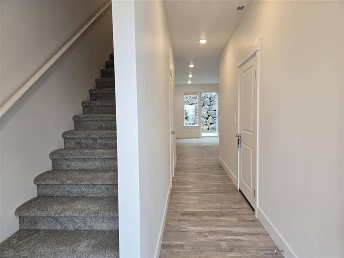 Townhouse for rent at 5834 W 40th Court, Kennewick, WA 99338