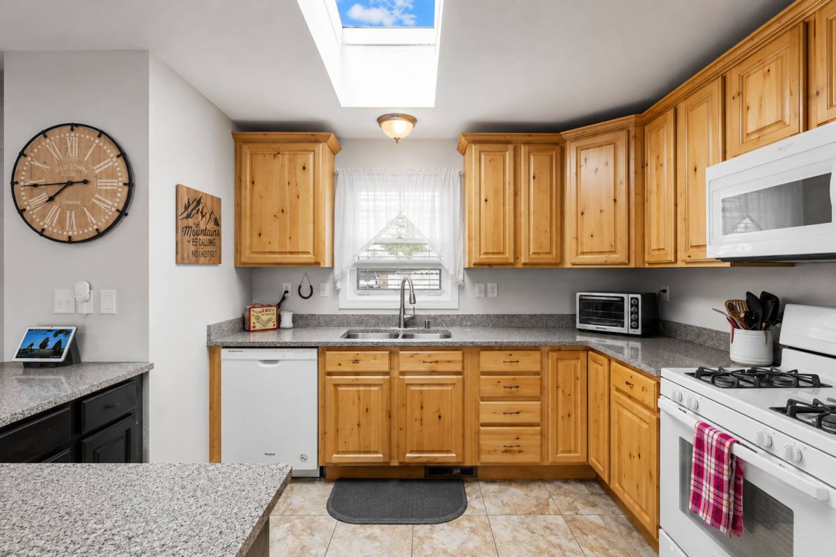 Apartment for rent at 722 Lambrecht Lane, Billings, MT 59105