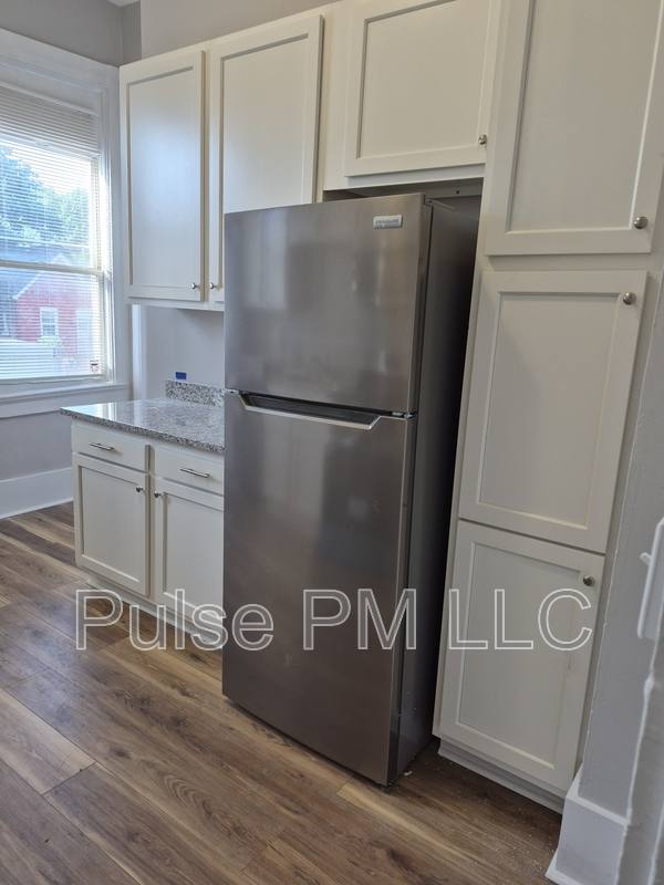 Apartment for rent at 638-640 6th Ave #638-2, Dayton, KY 41074