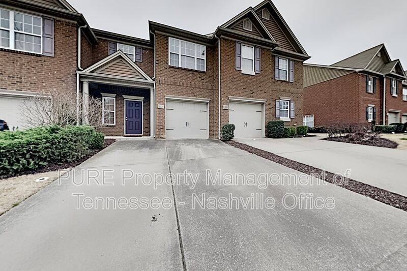 Townhouse for rent at 1221 Bainbridge Dr, Nashville, TN 37211