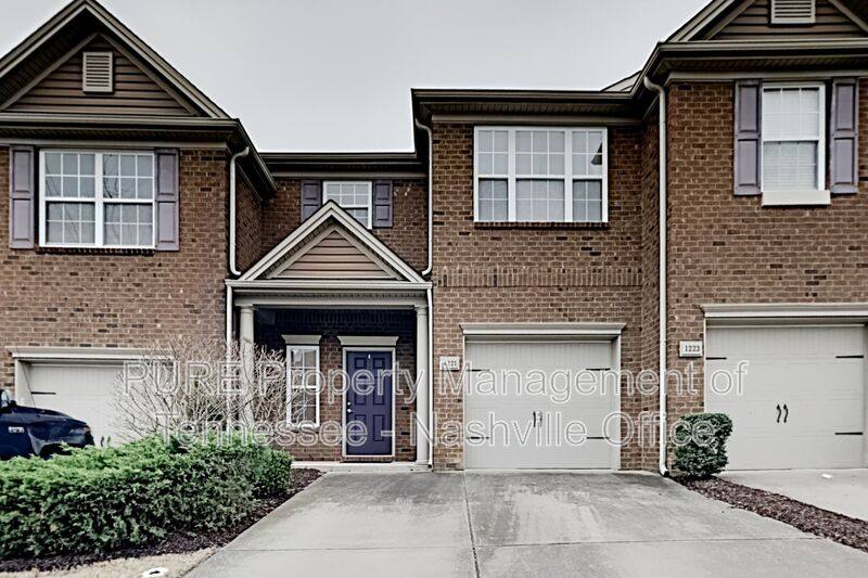 Townhouse for rent at 1221 Bainbridge Dr, Nashville, TN 37211
